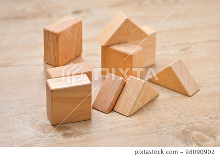 木塊，木塊，玩具，玩具，木塊，積木，積木，樹木，固體。 98090902