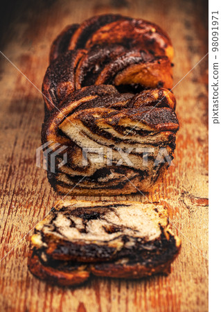 Traditional Polish babka cake 98091971