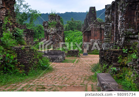 My Son Hindu temple ruins in Vietnam My Son Hindu temple ruins in Vietnam 98095734