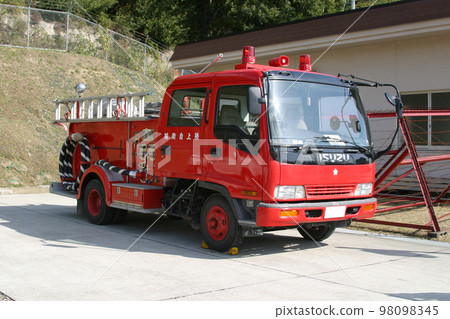 Parked Ground Self-Defense Force fire engine 98098345