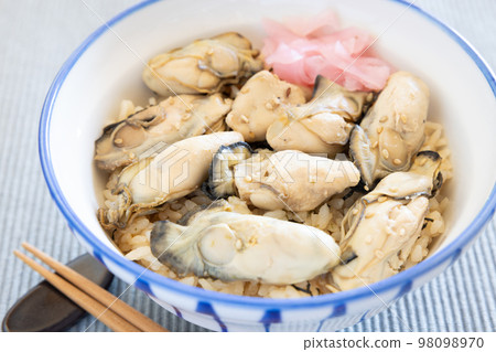 Oyster rice bowl 98098970