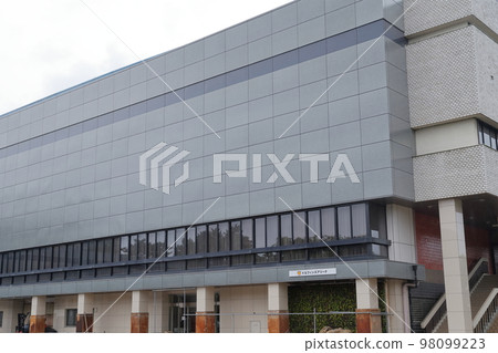 雄偉的體育館(愛知縣名古屋市舊愛知縣立體育館海豚競技場) 雄偉的體育館(愛知縣名古屋市舊愛知縣立體育館海豚競技場) 98099223