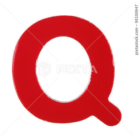 Upper case Q magnetic letter on white with clipping path Upper case Q magnetic letter on white with clipping path 98100647