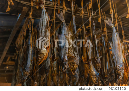 三文魚鎮村上 98103120