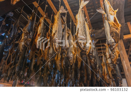 三文魚鎮村上 98103132