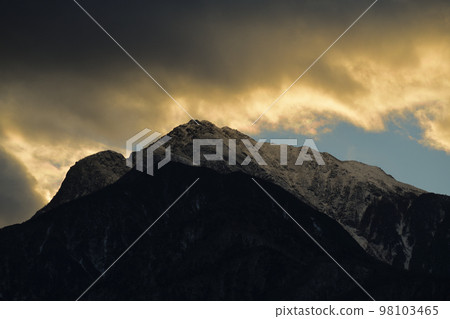 Hakushu-cho, Hokuto City, the summit of Mt. Hakushu-cho, Hokuto City, the summit of Mt. 98103465