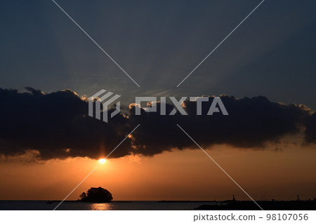 Kara Island, Himi City, Toyama Prefecture Kara Island, Himi City, Toyama Prefecture 98107056
