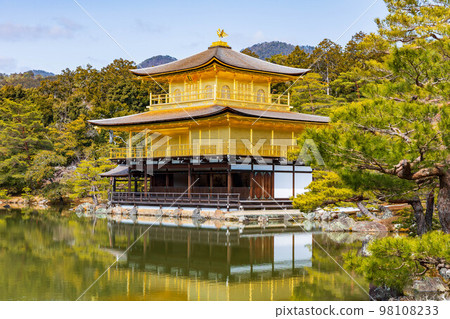 古京都世界遺產金閣寺（六園寺）舍利殿（金閣） 98108233