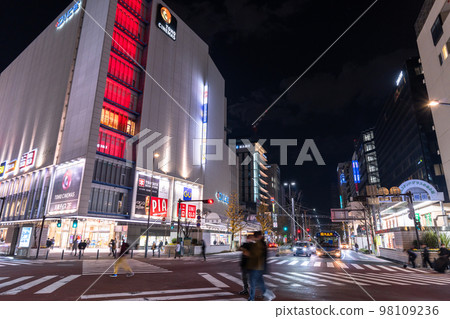 《神奈川縣》川崎站前夜間市區/近JR川崎站 98109236