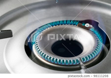Cassette stove fire Cassette stove fire 98111208