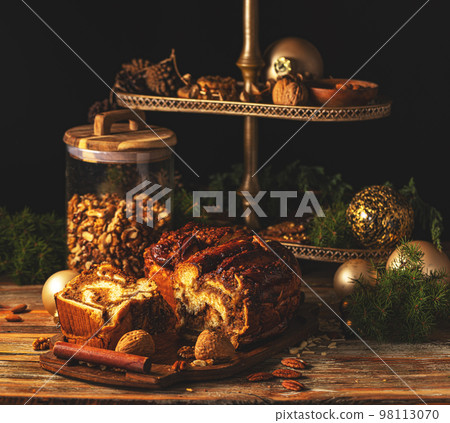 Nuts braided swirl bread (Babka) 98113070