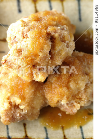 蘿蔔絲橙子醬炸雞鳥瞰圖 蘿蔔絲橙子醬炸雞鳥瞰圖 98114968
