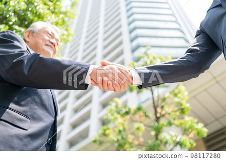Handshake business 98117280