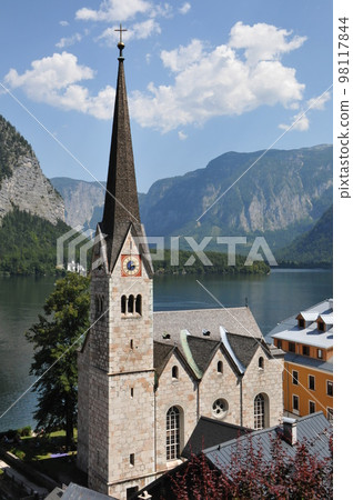 奧地利薩爾茨卡默古特哈爾施塔特新教教堂哈爾施塔特湖 98117844