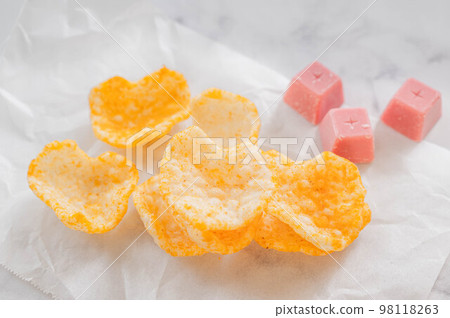 Heart-shaped snacks and chocolate Heart-shaped snacks and chocolate 98118263