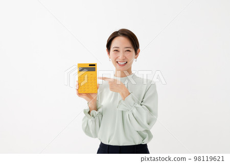 Calculator woman 98119621