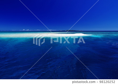 沖繩縣巴拉蘇島 98120252
