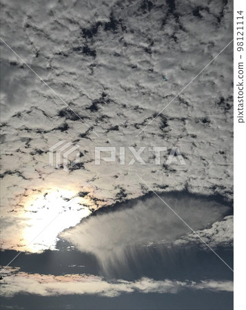 雲 雲 98121114