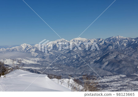 Shinshu Northern Alps 98123665