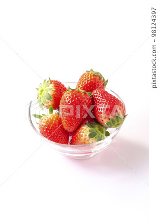 Strawberry Skyberry Gathering Strawberry Skyberry Gathering 98124397