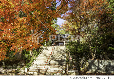 Kasaiyama Yakushiin Myohoji Main Hall, Okayama City, Okayama Prefecture Kasaiyama Yakushiin Myohoji Main Hall, Okayama City, Okayama Prefecture 98127019