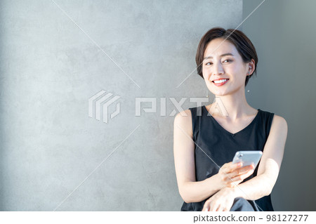智能手機美女 智能手機美女 98127277