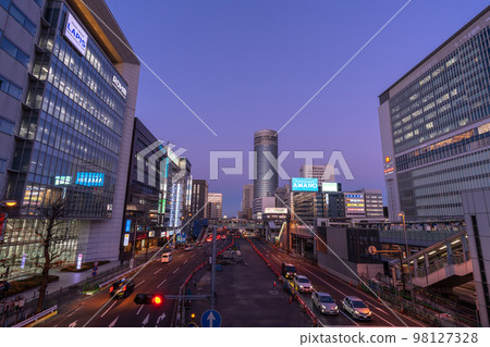 《神奈川縣》新橫濱站/城市夜景 98127328