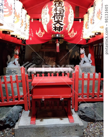 Inari at Kitano Shrine 98131605