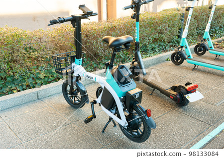 Luup <電動自行車共享服務> 98133084