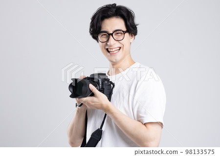 拿著照相機的攝影師 98133575