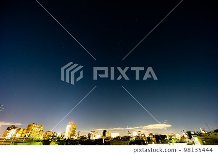 central tokyo starry sky 98135444