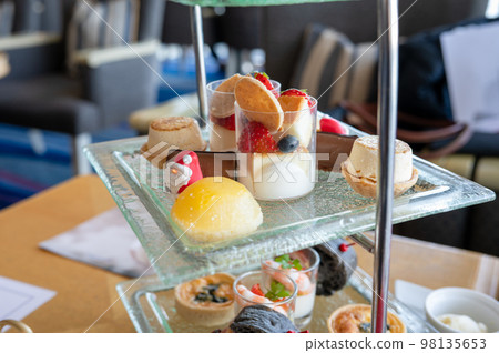 Afternoon Tea Tea Stand Nunkatsu 98135653