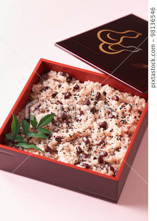 Sekihan served in a box Sekihan served in a box 98136546
