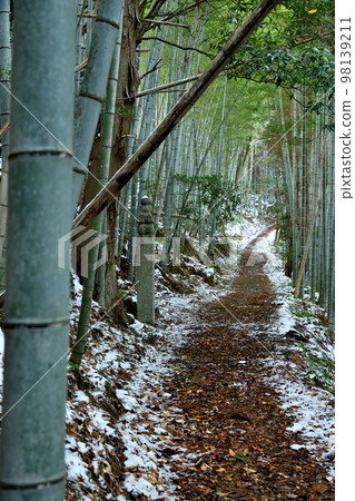 一百七十二鎮石和高野山鎮石路（雪）[和歌山縣久藤山町] 98139211