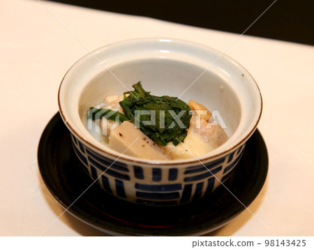 只園、只園花見小路、只園割烹、新年料理、京都料理、日本料理、懷石料理、日式懷石料理、日式懷石料理套餐 只園、只園花見小路、只園割烹、新年料理、京都料理、日本料理、懷石料理、日式懷石料理、日式懷石料理套餐 98143425