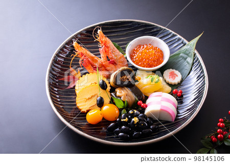 Assorted osechi dishes 98145106