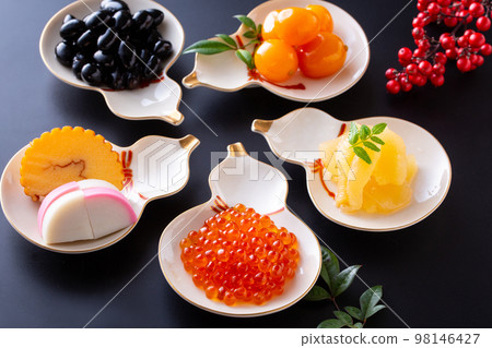 Assorted osechi dishes Assorted osechi dishes 98146427