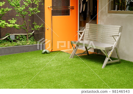 靠窗休息的長凳 靠窗休息的長凳 98146543