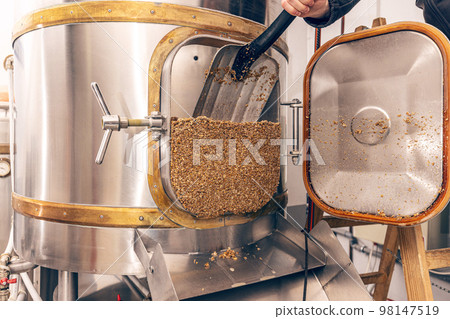 Process of brewing grain of barley Process of brewing grain of barley 98147519