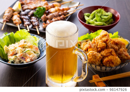 Izakaya Draft Beer and Food 98147926