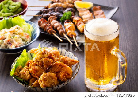 Izakaya Draft Beer and Food 98147929