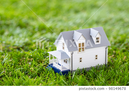 Image of housing Image of housing 98149678