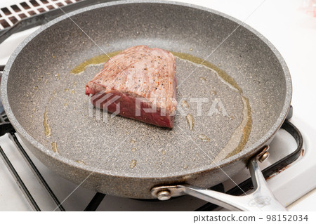 Japanese black beef thigh cooking scene 98152034