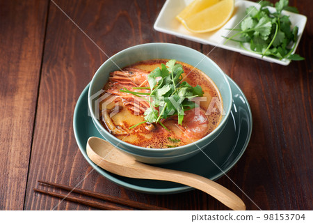 Tom yam kung Tom yam kung 98153704