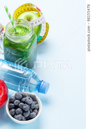 Fitness and healthy diet 98155476