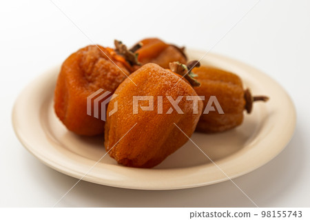 Half-dried dried persimmons Half-dried dried persimmons 98155743