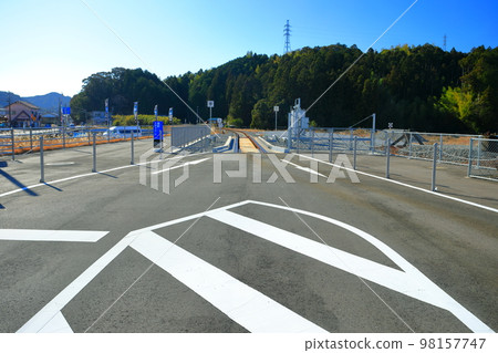 [Tokushima Prefecture] DMV Mode Interchange (Asa Kaigan Railway Awa-Kainan Station) 98157747