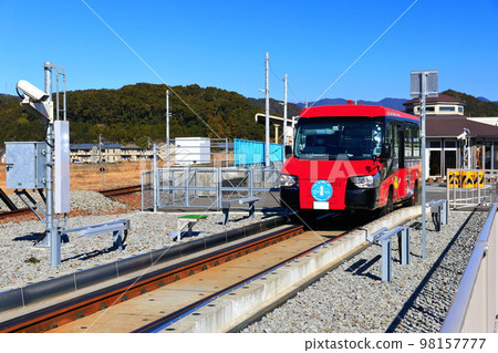 [Tokushima Prefecture] DMV Mode Interchange (Asa Kaigan Railway Awa-Kainan Station) 98157777