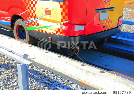 [Tokushima Prefecture] DMV Mode Interchange (Asa Kaigan Railway Awa-Kainan Station) 98157789