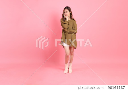 Cute Asian Woman Cute Asian Woman 98161187